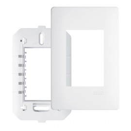 PLACA 3 TOMADAS 4X2 COM SUPORTE HABITAT FAME